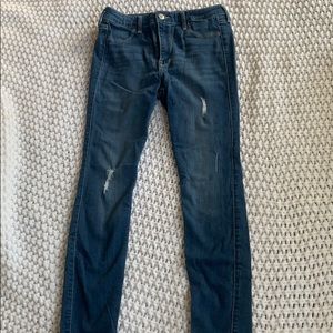 Hollister jeans
